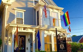Queen Vic Guest House Provincetown